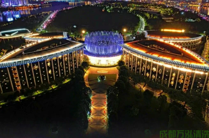 2025年8月5日遂宁某酒店餐厅厨房油烟机和烟道清洗案例